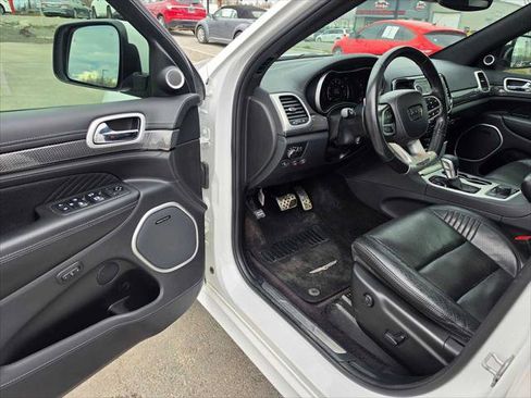 Used 2019 Jeep Grand Cherokee Trackhawk AWD/4WD image 20