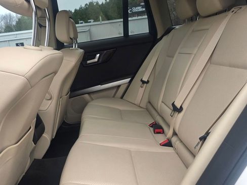 Used 2015 Mercedes-Benz GLK 350 2WD image 11