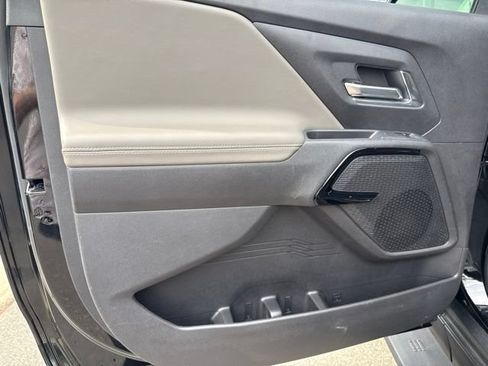 Used 2026 Chevrolet Silverado EV Trail Boss AWD/4WD image 13