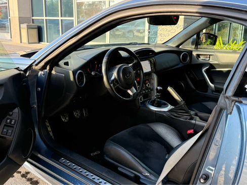 Used 2018 Subaru BRZ Limited w/ 50th Anniversary Edition image 3