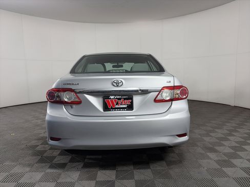 Used 2013 Toyota Corolla LE image 16