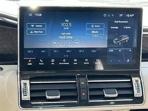 Used 2024 Lincoln Navigator Reserve image 29