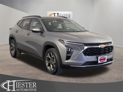 Used 2025 Chevrolet Trax LT w/ LT Convenience Package