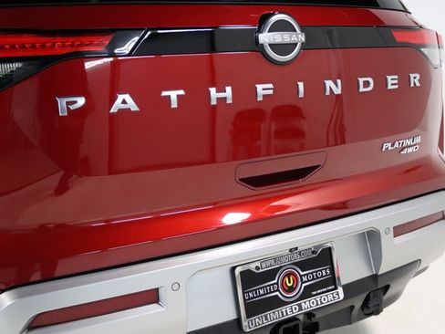 Used 2022 Nissan Pathfinder Platinum w/ Cargo Package image 69