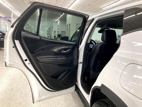 Used 2018 GMC Terrain SLT w/ Preferred Package image 38