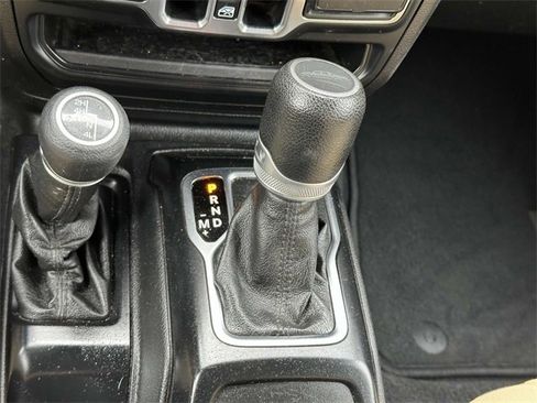 Used 2020 Jeep Gladiator Sport w/ Quick Order Package 24S image 14