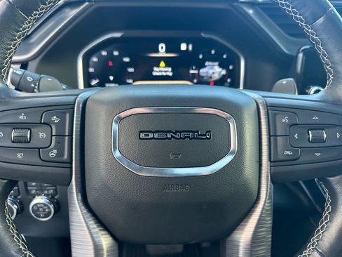 Used 2022 GMC Sierra 1500 Denali Ultimate AWD/4WD image 26