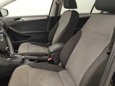 Used 2018 Volkswagen Jetta S FWD image 17