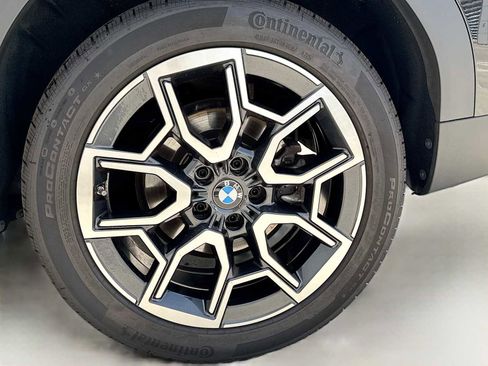 Certified 2025 BMW X2 xDrive28i AWD/4WD image 6