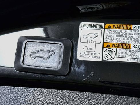 Used 2016 Toyota RAV4 XLE w/ Protection Package AWD/4WD image 28