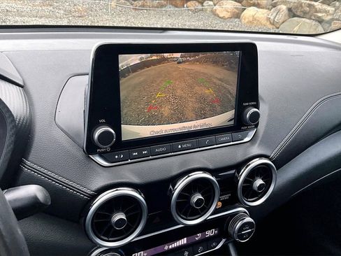 Used 2020 Nissan Sentra SV image 19