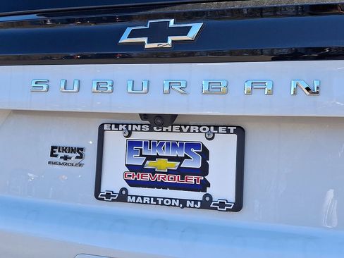 New 2026 Chevrolet Suburban Premier w/ Sun And Tow Package AWD/4WD image 19