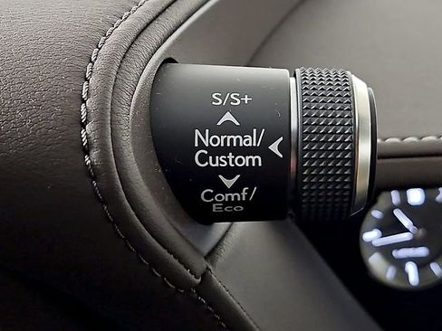 Used 2020 Lexus LS 500 w/ Luxury Package image 26