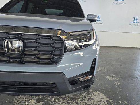 Used 2025 Honda Passport EX-L image 38