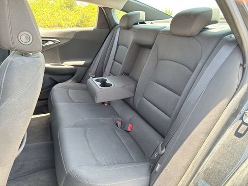 Used 2016 Chevrolet Malibu LT FWD image 21