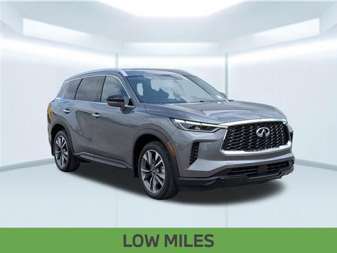 Used 2023 INFINITI QX60 Luxe w/ Cargo Package FWD image 9