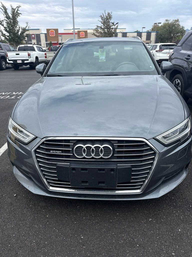 Used 2017 Audi A3 e-tron Premium Plus w/ Technology Package FWD image 1