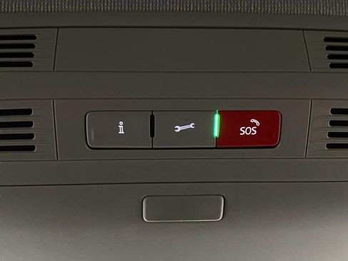 Certified 2023 Volkswagen Tiguan S image 24