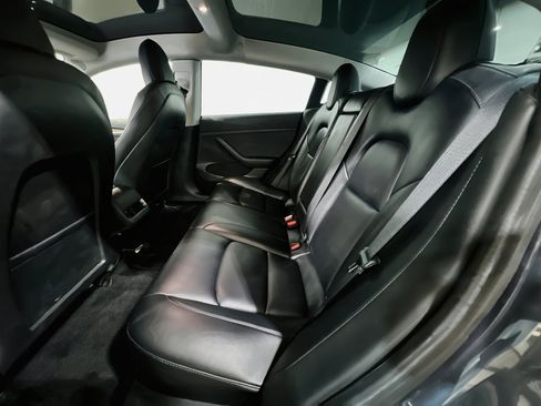 Used 2022 Tesla Model 3 Performance AWD/4WD image 17