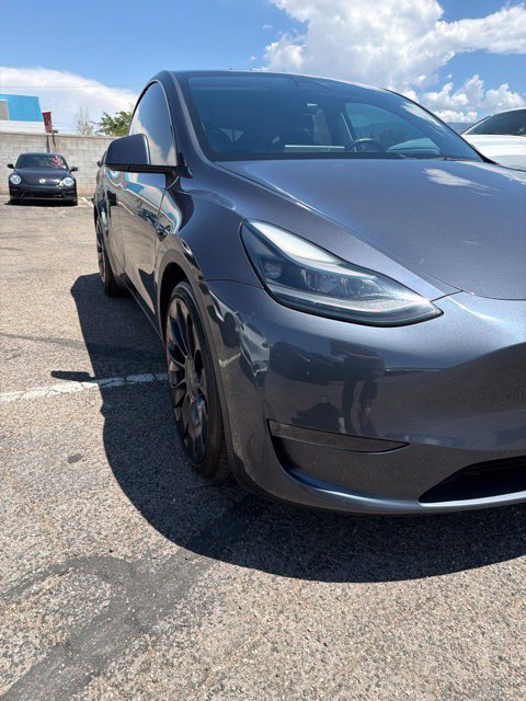 Used 2022 Tesla Model Y Performance AWD/4WD image 3