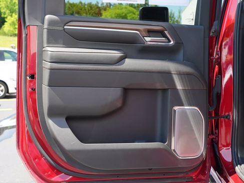 Used 2024 Chevrolet Silverado 3500 High Country w/ High Country Premium Package AWD/4WD image 21