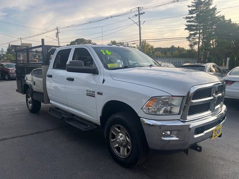 Used 2016 RAM 3500 Tradesman w/ Chrome Appearance Group image 4
