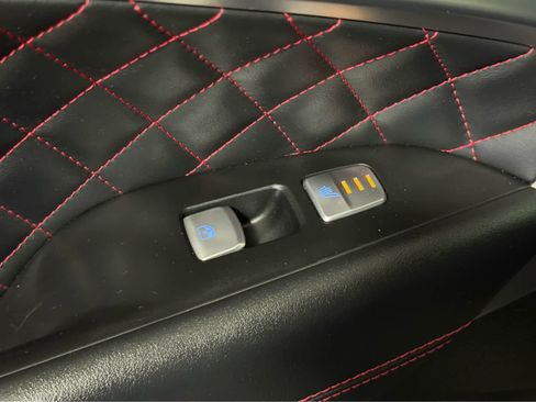 Used 2019 Genesis G70 3.3T Advanced w/ Sport Package image 36