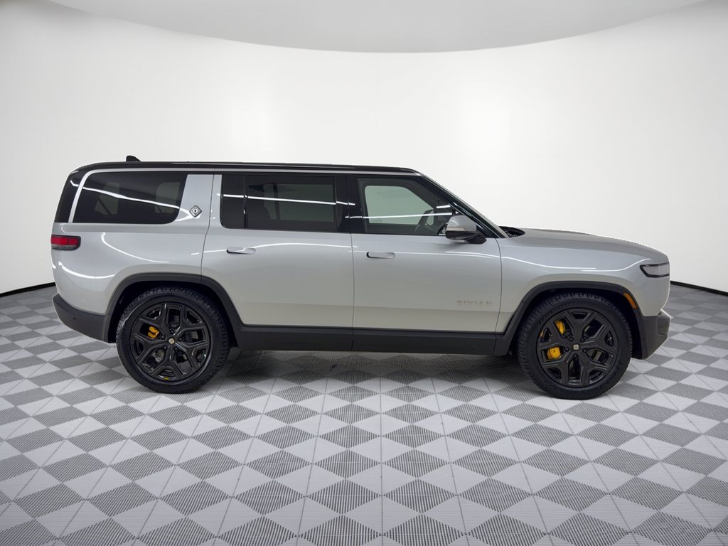 Used 2022 Rivian R1S Launch Edition Quad AWD/4WD image 8