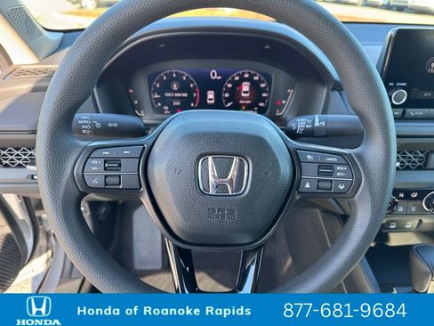 New 2025 Honda Accord SE image 12