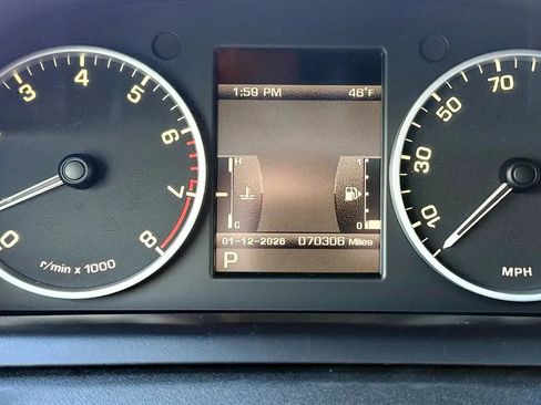 Used 2011 Land Rover LR4 HSE image 16