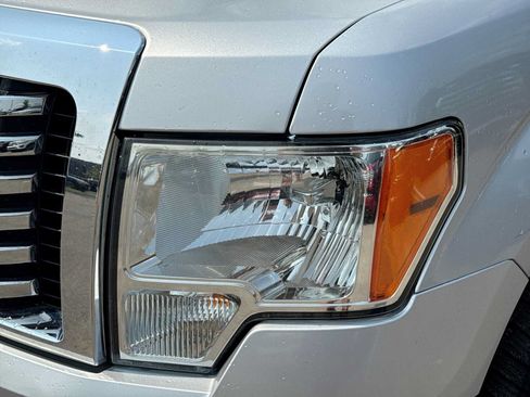 Used 2012 Ford F150 XLT w/ XLT Chrome Pkg AWD/4WD image 9
