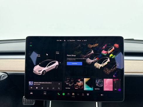 Used 2019 Tesla Model 3 Standard Range Plus image 22