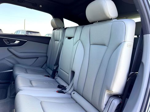 Used 2023 Audi Q7 3.0T Prestige w/ Prestige Package image 21