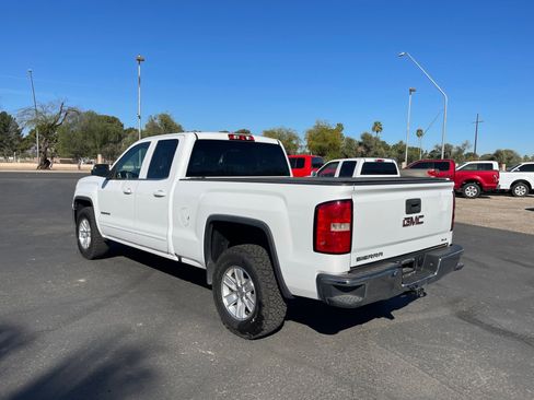 Used 2016 GMC Sierra 1500 SLE w/ SLE Value Package image 3