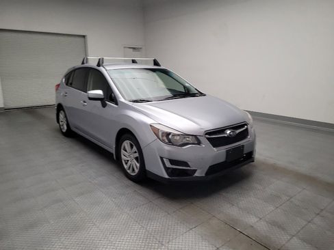 Used 2016 Subaru Impreza 2.0i Premium AWD/4WD image 13