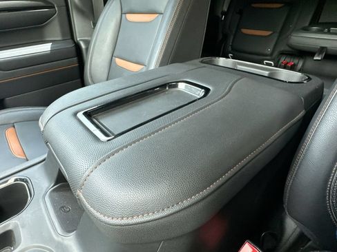Used 2022 GMC Sierra 1500 AT4 w/ Technology Package AWD/4WD image 24