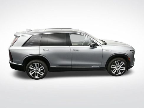 Used 2026 Cadillac Vistiq Luxury AWD/4WD image 22