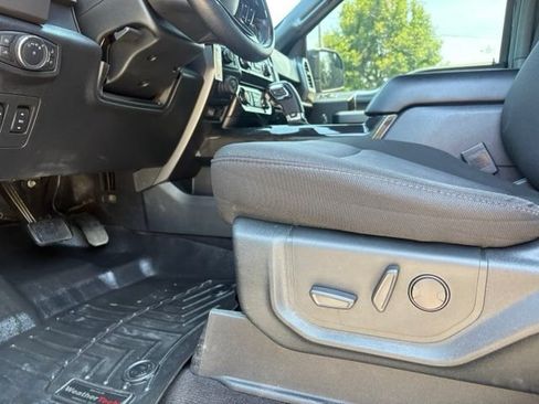 Used 2020 Ford F150 XLT w/ Equipment Group 302A Luxury AWD/4WD image 32