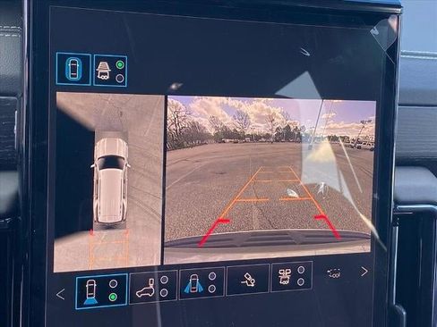 New 2026 GMC Yukon AT4 Ultimate w/ LPO, Illumination Package image 22