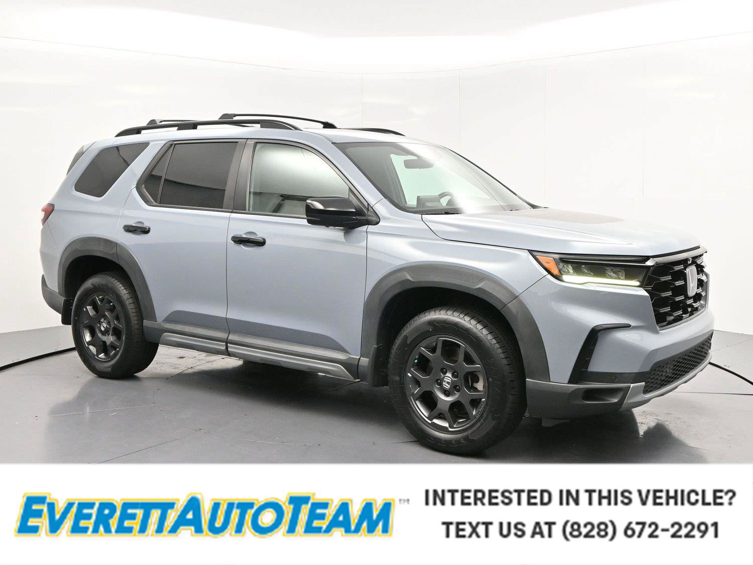 Used 2023 Honda Pilot TrailSport image 1