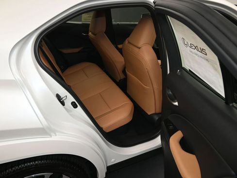 New 2025 Lexus UX 300h FWD image 11