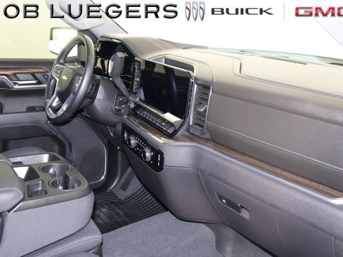 Certified 2024 Chevrolet Silverado 1500 LT AWD/4WD image 19