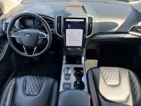 Used 2024 Ford Edge Titanium AWD/4WD image 12