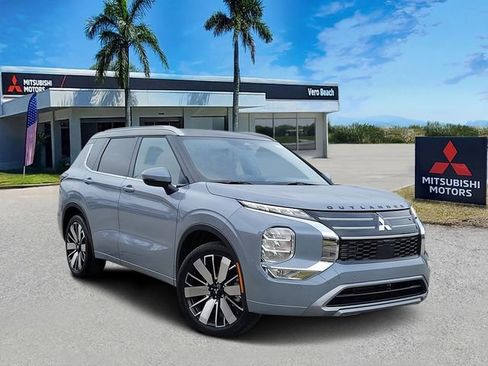 New 2026 Mitsubishi Outlander SEL FWD image 1