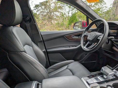 Used 2022 Audi Q7 3.0T Prestige image 13