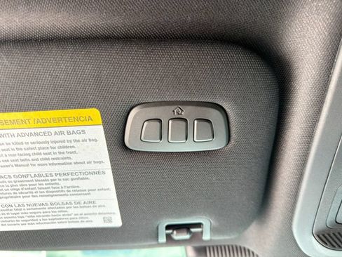 Used 2025 Ford Explorer ST RWD image 39