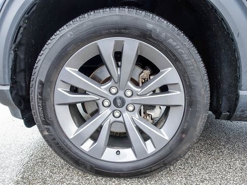 Used 2023 Ford Explorer XLT w/ Equipment Group 202A image 22