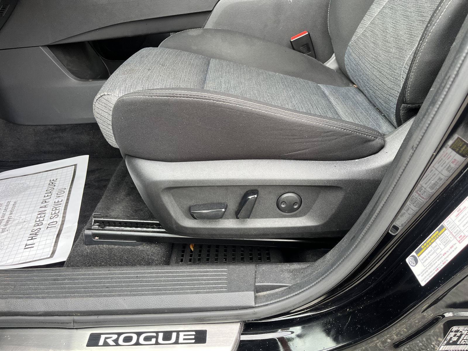 Certified 2023 Nissan Rogue SV AWD/4WD image 19