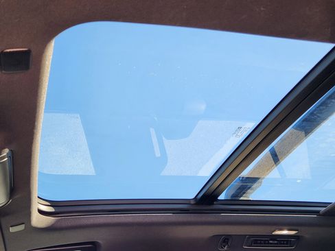 Certified 2023 Chevrolet Tahoe Z71 image 26