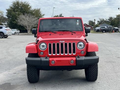 Used 2017 Jeep Wrangler Unlimited Sahara w/ Max Tow Package image 8